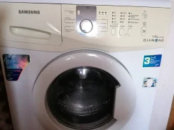 Samsung. �������� 4��� ����