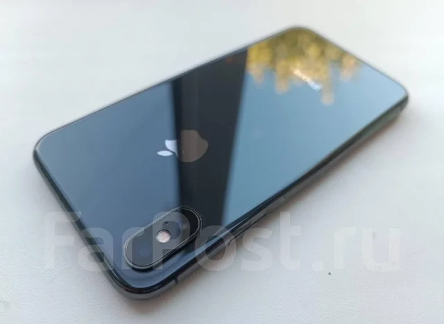 Apple iPhone X. �/�, 64 �� ����