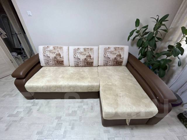 Угловой диван-кровать, выкатной, ткань, 250,0 см, 60,0 см, 155,0 см, б/у, в наличии. Цена: 25 000₽ в Дальнереченске