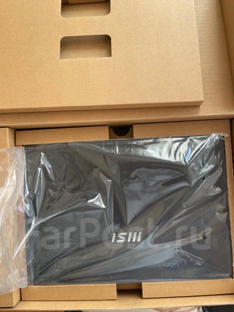 MSI Modern 14 C12M. 14", 4,4����, ��� 8 ��, ���� 512���, WiFi: 1, Bluetooth: 1, ����������� �� 7��. ����