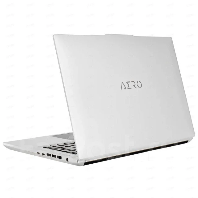 Gigabyte Aero 16. 16", 4,7����, ��� 16 ��, ���� 2 000���, WiFi: 1, Bluetooth: 1, ����������� �� 5��. ����