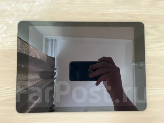 Apple iPad Air. 9.7 ������, ������ 64 �� ����