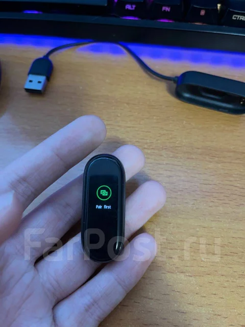 Xiaomi Mi Band 4 ����