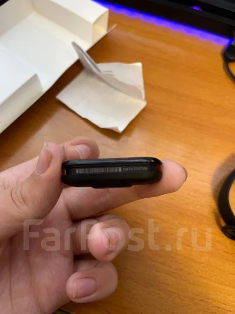 Xiaomi Mi Band 4 ����
