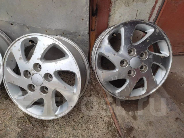 885. 5.0x15", 5x114.3 ����