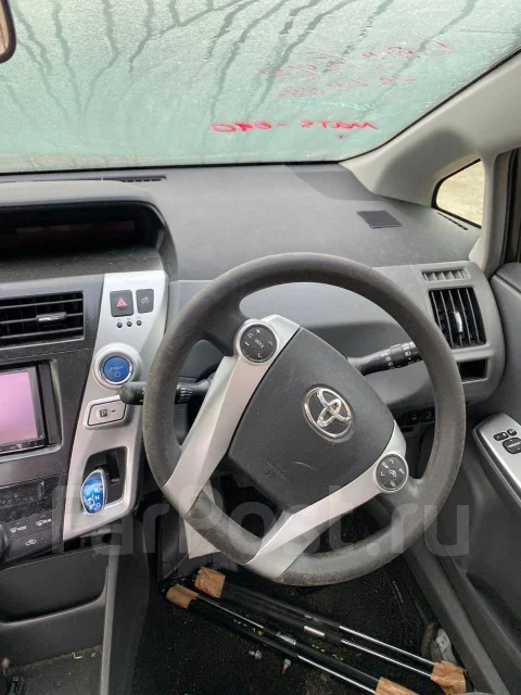 Toyota Prius a. ZVW41, 2ZRFXE ����
