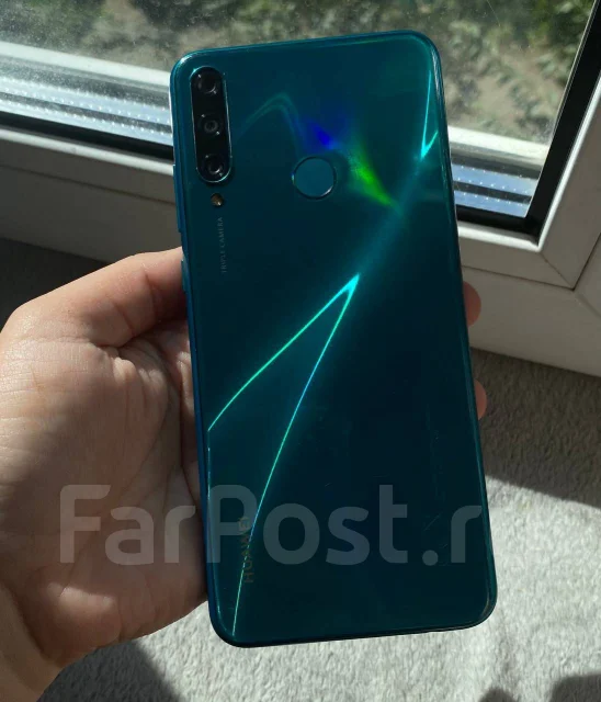Honor. �/�, 64 ��, ���������, 3G, 4G LTE, Dual-SIM, NFC ����