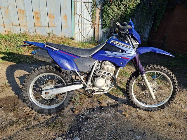 Honda XR 250 Tornado 2003 250 . 4 220 000