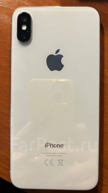 Apple iPhone X. �/�, 64 ��, �����������, 4G LTE ����