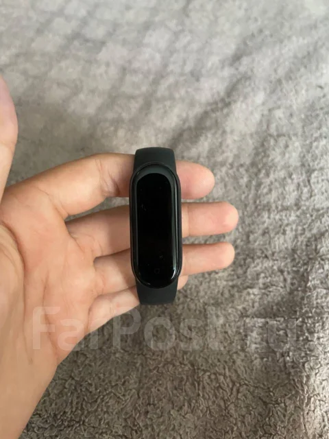 Xiaomi Mi Band 5 ����