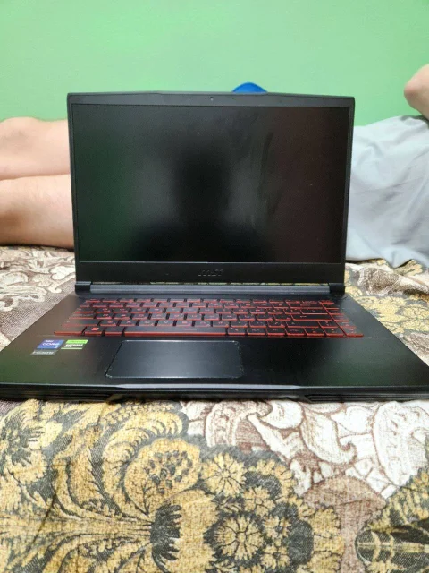 MSI Thin GF63 12VE. 15.6", 2,3����, ��� 16 ��, WiFi: 1, Bluetooth: 1 ����