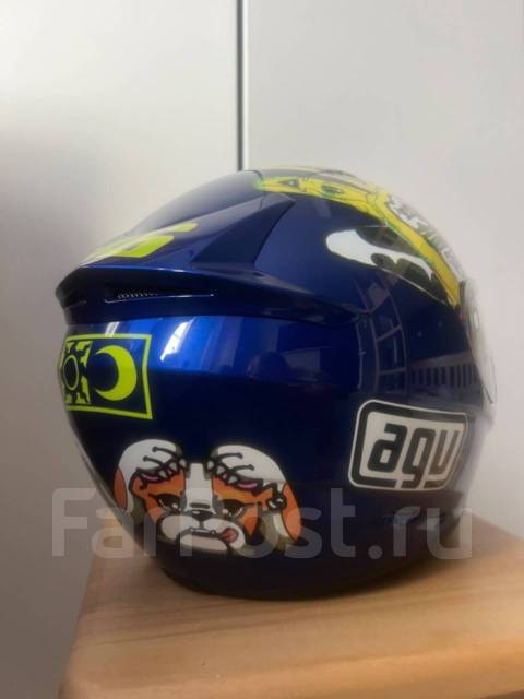 Шлем мотоциклетный agv, б/у, в наличии. Цена: 15 000₽ во Владивостоке