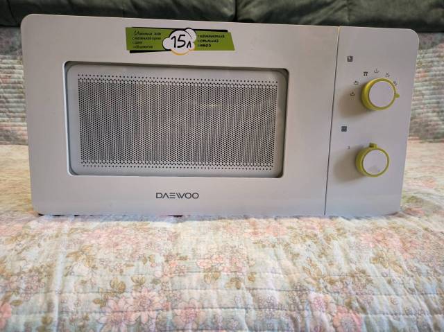 Микроволновая печь Daewoo, б/у, в наличии. Цена: 3 000₽ во Владивостоке