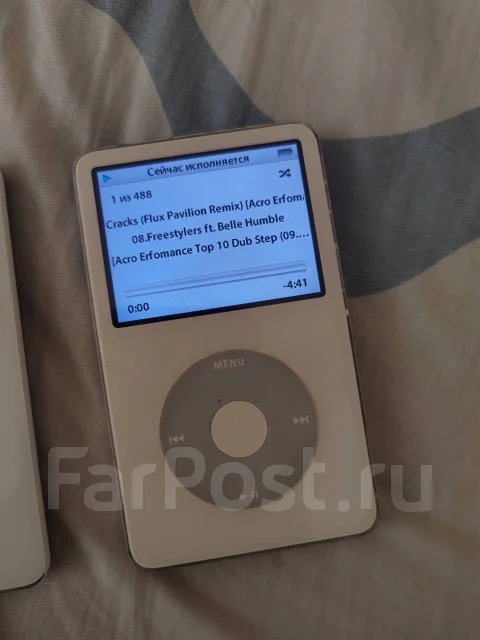 Apple iPod. ����