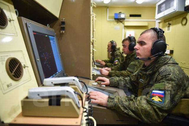 Оператор рлс. Всевысотный обнаружитель 96л6. Оператор рлс 96л6. Оператор рлс. Оператор рлс.