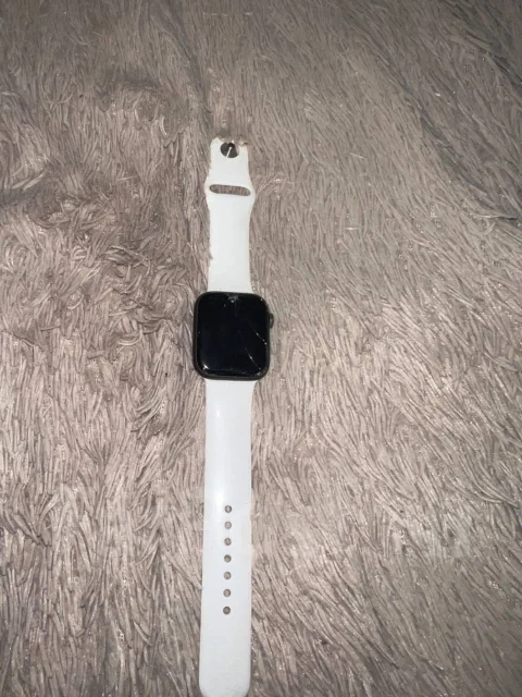 Apple Watch Series 4 ����