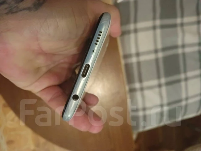 Samsung Galaxy A50. �/�, 64 ��, ����� ����