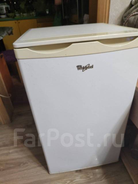 Продам морозильную камеру б/у, в наличии. Цена: 5 000₽ в Находке