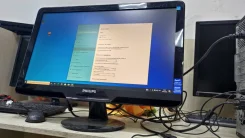 Philips. 21.5" ����