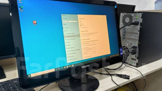 Philips. 21.5" ����