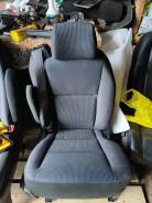  2  Toyota Esquire/Noah/Voxy 2014 ZRR85G/ZRR85W/ZRR85 