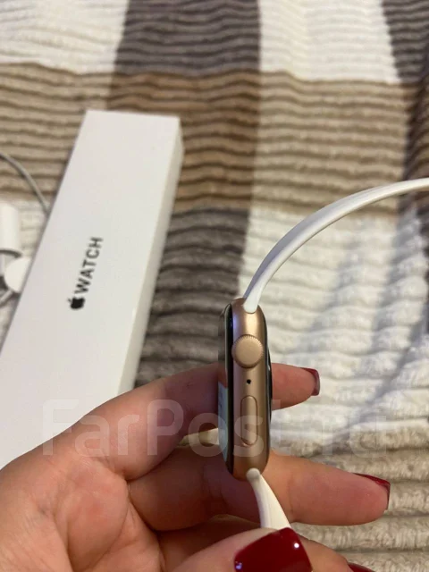 Apple Watch SE. GPS, NFC ����