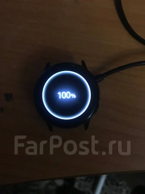 Samsung Galaxy Watch Active. GPS, NFC ����