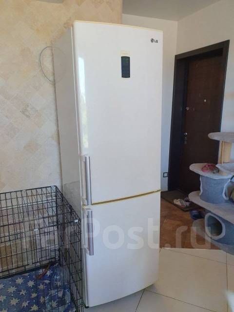 Продам холодильник LG, двухкамерный, б/у, в наличии. Цена: 15 000₽ во ...