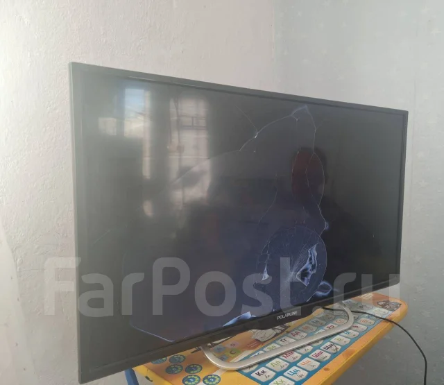 Polarline 32PL14TC-SM. LCD (��) ����