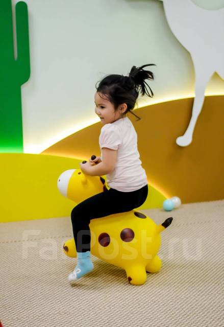 Помещение для детского праздника. Аренда зала. Roblox Неон Влад А4 ...