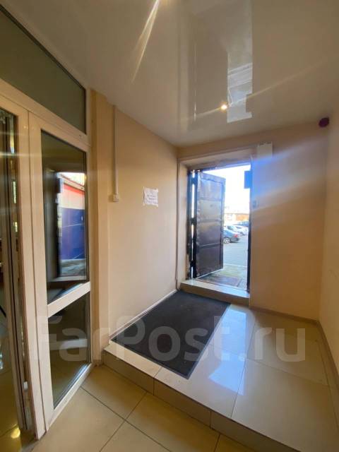 Сдам помещение под офис, магазин, парикмахерскую и любые услуги ...