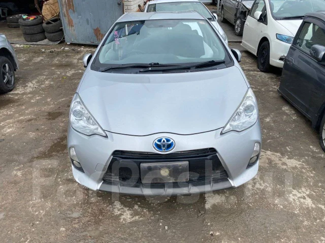 Toyota Aqua. NHP10, 1NZFXE ����
