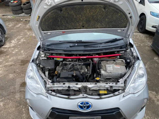 Toyota Aqua. NHP10, 1NZFXE ����
