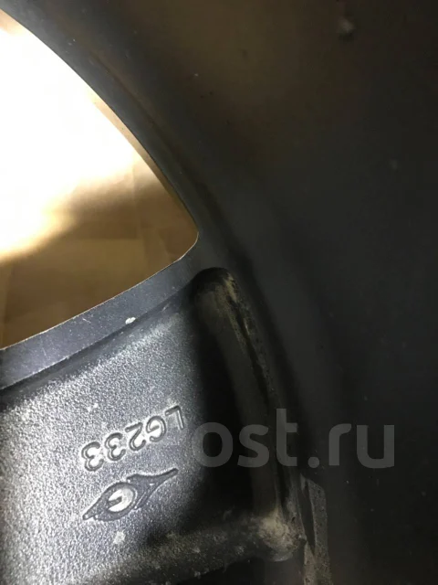 League. 8.0x16", ET-20, �� 110���. ����
