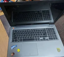Dell Inspiron 5565. 17", 950����, ��� 8 ��, ���� 512���, WiFi: 1, Bluetooth: 1, ����������� �� 1��. ����