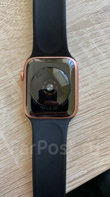 Apple Watch SE. GPS, NFC ����