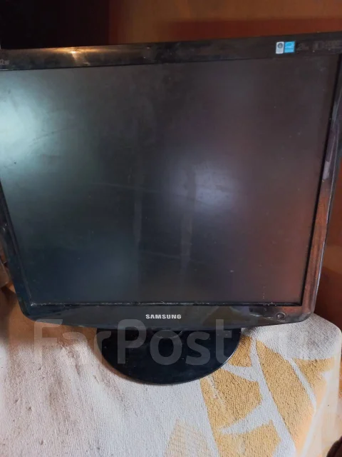 LG. 19", ���������� �� (LCD, LED, QLED) ����