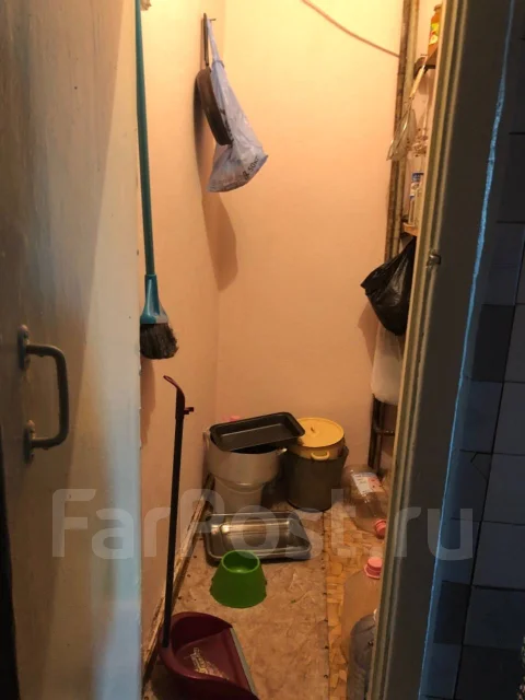 4-���������, ��� ����������� �� ��������� 11. ���������� �����, ���������, 73���.��., 2/5 ���� ����