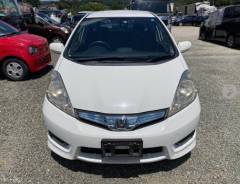 Honda Fit Shuttle. GP2, LDA ����