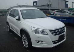 Volkswagen Tiguan. WVGZZZ5NZBW087805, CCZC ����