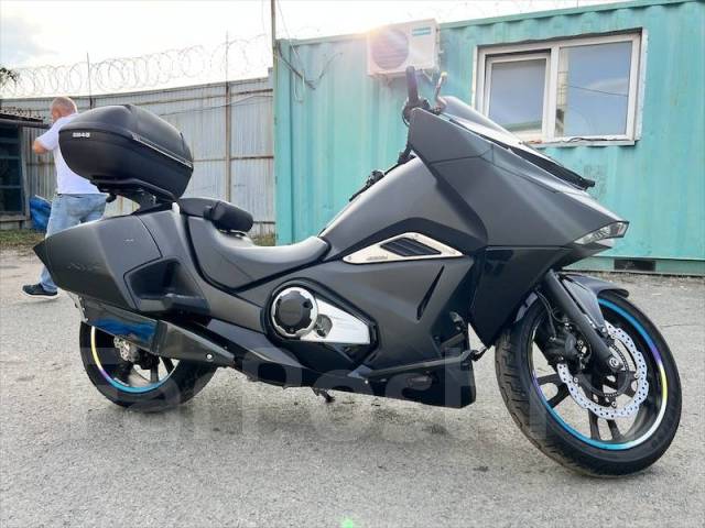 Honda NM4 02 2014 750 .