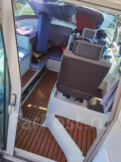 Nissan Suncruise. 2000 ���, ����� 7,3��., ��������� ���������, 175��.�., ������ ����