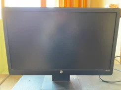 HP. 20", ���������� �� (LCD, LED, QLED) ����