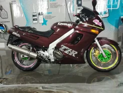 Kawasaki ZZR. 250����. ��., ��������, ���������, ������ �� �� ����