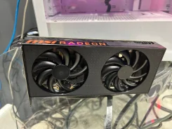 Radeon RX 5700 ����