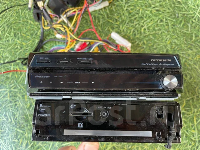 Pioneer Carrozzeria AVIC-VH9990 ����