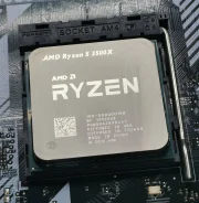 AMD Ryzen 5 3500X ����