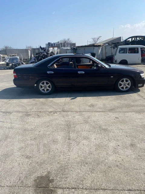 Nissan Laurel. GC35, RB25DE ����