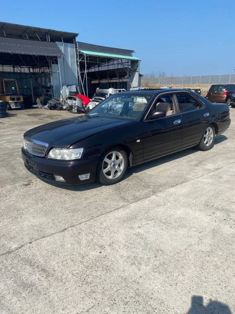 Nissan Laurel. GC35, RB25DE ����