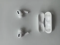 Apple AirPods Pro ����